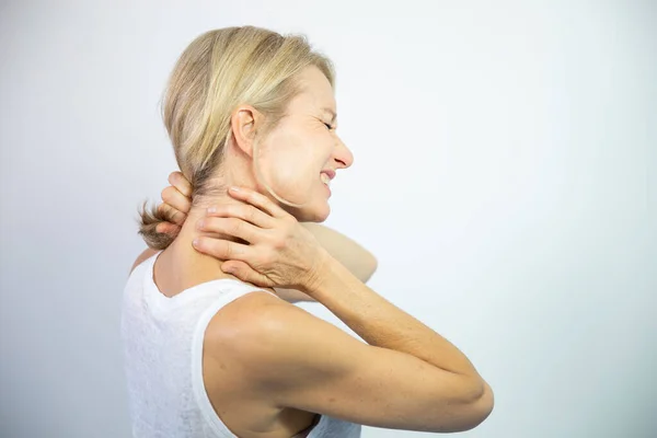 Woman Feeling Pain Her Neck — Stok fotoğraf