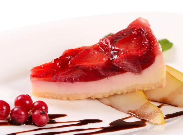 Tarta de masa de pastel corto con fresa —  Fotos de Stock