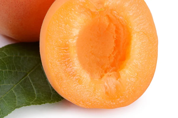 Fresh apricot with a leaf — Stock Photo, Image