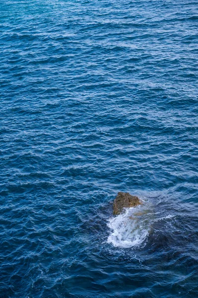 Beautiful Nature Background Stone Blue Sea Top View — ストック写真