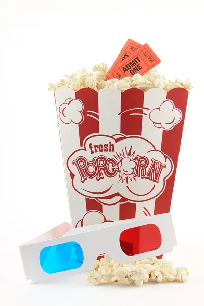 Popcorn met 3D-bril — Stockfoto