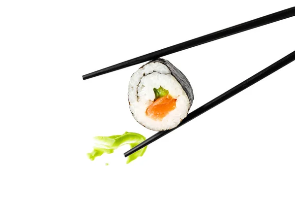 Sushi Califórnia Com Abacate Salmão Pauzinhos Pretos Molho Wasabi Splash — Fotografia de Stock