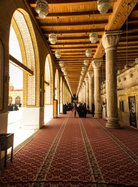 Kufe Camii쿠 파 사원