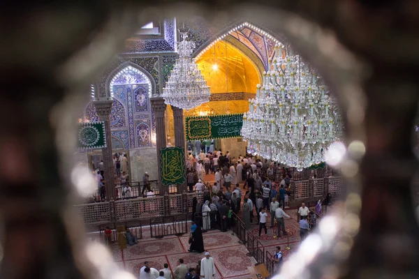 Helgedomen av imam hussein i karbala — Stockfoto