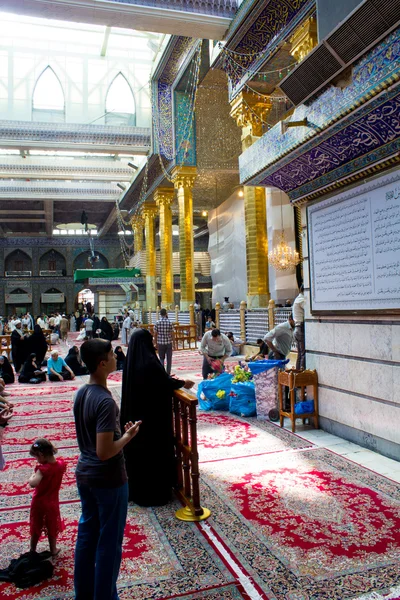 De graftombe van imam abbas — Stockfoto