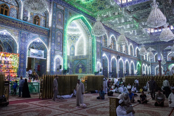 El santuario del Imam Hussein en Karbala — Foto de Stock