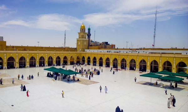 Kufa мечеть — стокове фото