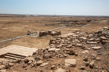 Dhi Qar Valiliği 'nin güneyindeki Ur antik kenti için resim, bazı harabeler ve eski şehrin bir kısmını gösteriyor.