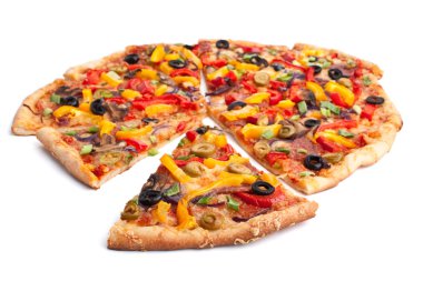 dilimlenmiş sebze pizza