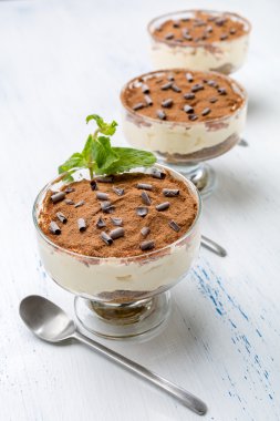 İtalyan tiramisu tatlısı