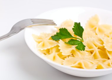 taze farfalle sade makarna