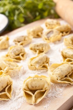 ham doldurulmuş makarna