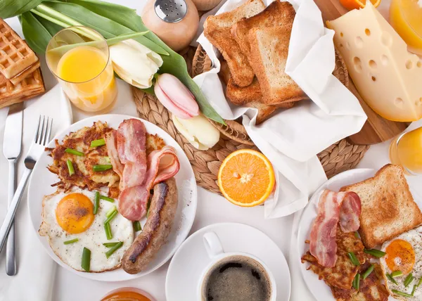 Traditionele manhattan brunch — Stockfoto