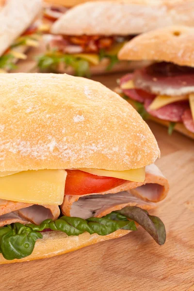 Sandwichs au pain Ciabatta — Photo