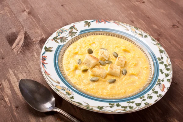 Zuppa di crema di zucca sana — Foto Stock