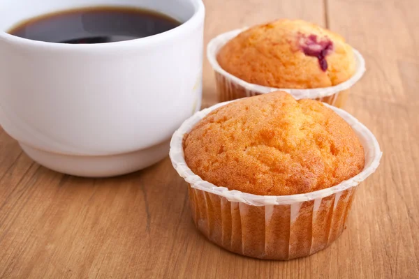 Muffins with coffee — Stock Photo, Image
