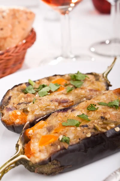 Aubergines stuffed with cheese — Stock Photo, Image