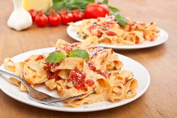 Pasta med sås — Stockfoto