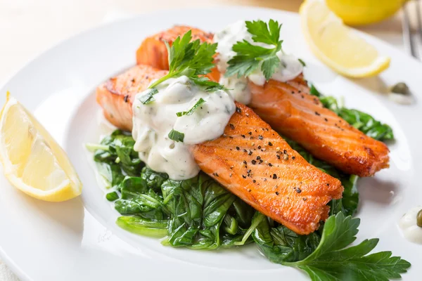 Bistecca di salmone — Foto Stock