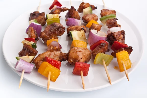 Kebabs de pollo y verduras — Foto de Stock