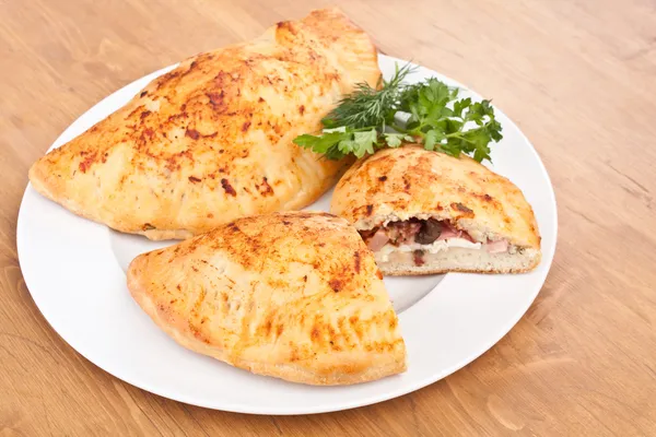 Calzone pizza — Stockfoto