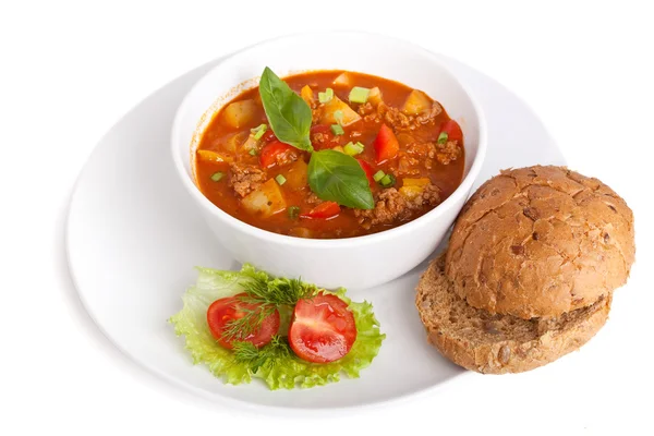 Carne picada e sopa de tomate vegetal — Fotografia de Stock