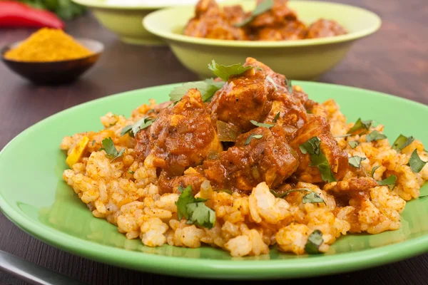 Pollo al curry con arroz —  Fotos de Stock