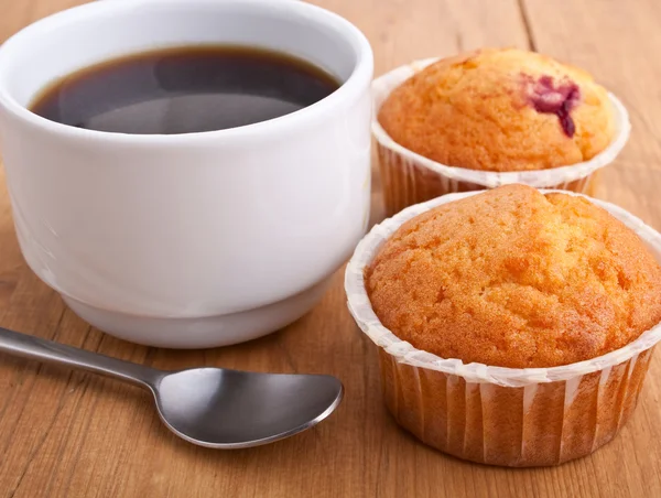 Muffins with coffee — Stock Photo, Image