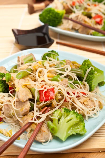 Warm chinese salad with cellophane noodles — Stock Photo, Image
