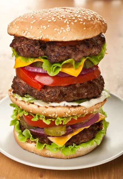 Grand double cheeseburger — Photo
