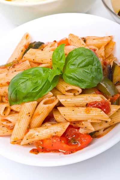 Pastas mediterráneas de penne — Foto de Stock