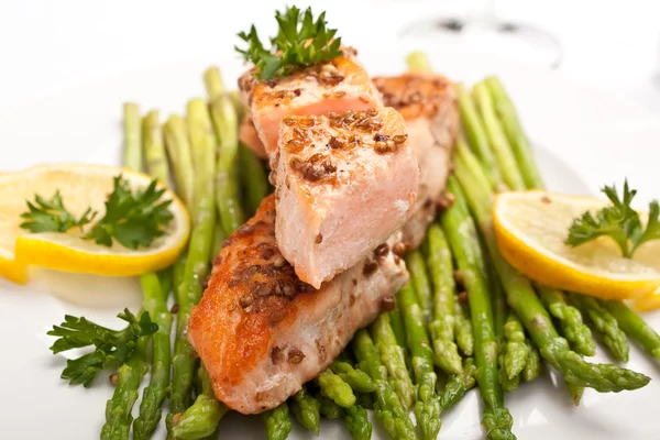 Healthy salmon with coriander garnished — Stock Photo, Image