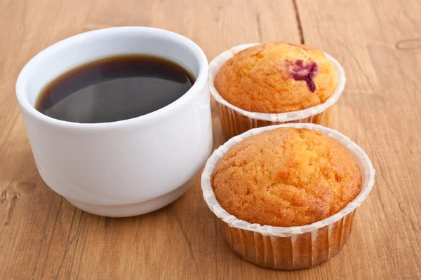 Muffins with coffee — Stock Photo, Image