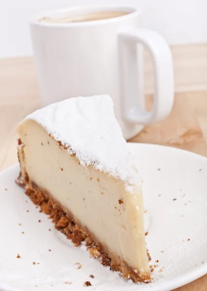 Tarta de queso y café —  Fotos de Stock
