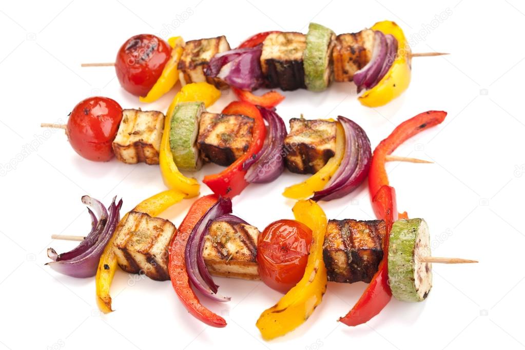 halloumi and vegetables kebabs 