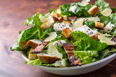 geleneksel Sezar salatası