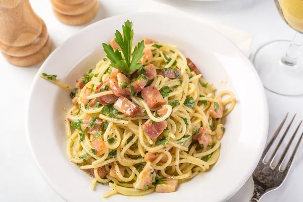 Traditionella spaghetti carbonara — Stockfoto
