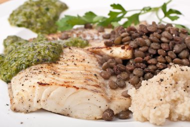 sağlıklı pişmiş tilapia