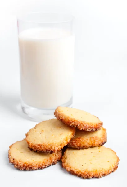 Mléko a soubory cookie — Stock fotografie