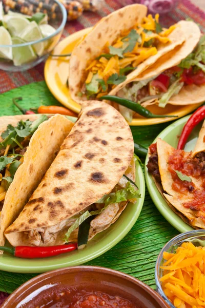 Traditional mexican food — Stock Photo, Image