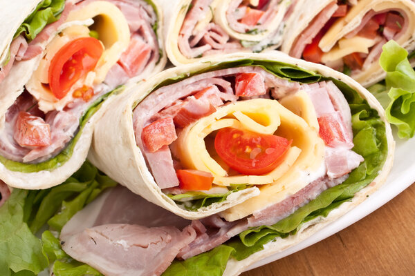 Wrapped tortilla sandwich rolls