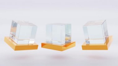 Altın stantlarda cam ya da plastik küpler. Boş kare vitrin, podyum sergisi, beyaz arka planda kristal blok. Mockup akrilik ya da pleksiglas kutu. Gerçekçi set 3d canlandırma canlandırması