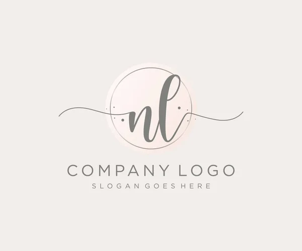 Logotipo Feminino Utilizável Para Natureza Salão Spa Cosméticos Logos Beleza —  Vetores de Stock