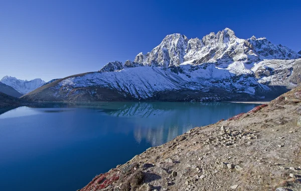 Härligt berg, nepal. — Stockfoto