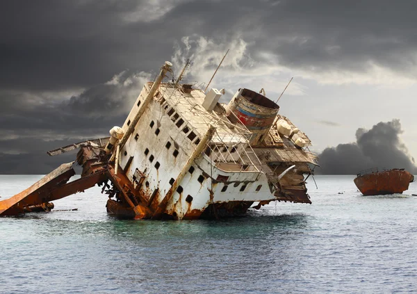 Das versunkene Schiffswrack. — Stockfoto