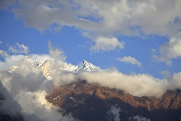 Himalaya mountains w Nepalu. — Zdjęcie stockowe