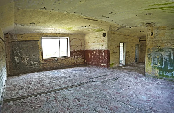 Vieil immeuble abandonné intérieur — Photo