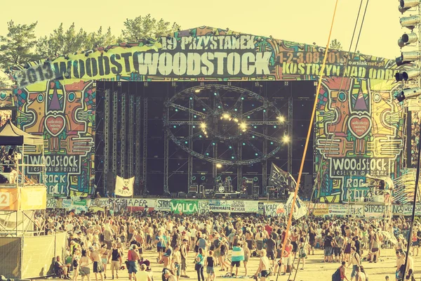 Przystanek Woodstock (Woodstock Festival), il più grande festival estivo di musica rock all'aperto d'Europa . — Foto Stock