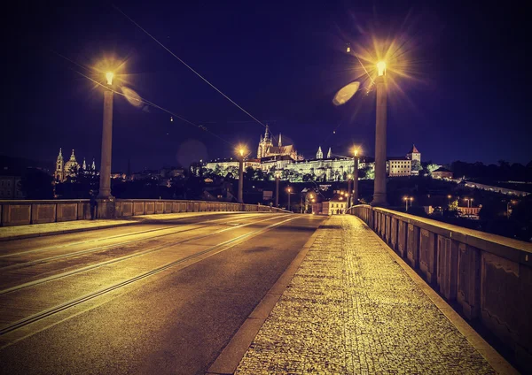 夜、チェコ共和国プラハ. — ストック写真