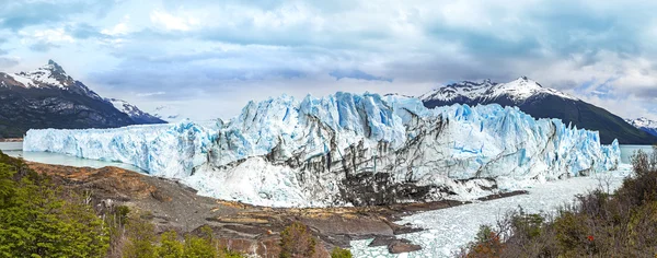 Glaciar Perito Moreno en el Parque Nacional Los Glaciares en el — Foto de Stock